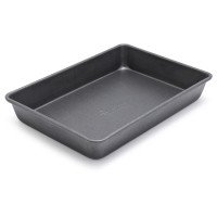 Sur La Table Classic Nonstick Rectangular Cake Pan