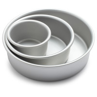 Fat Daddio's Celebration Cake Set