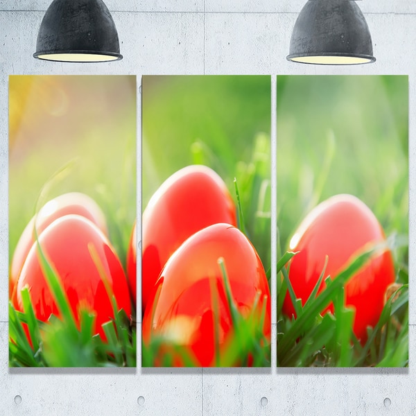 Designart - Red Easter Eggs in Green Grass - Landscape Photo Glossy Metal Wall Art